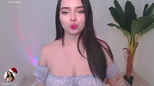 sophialorens s online show from 12/17/24, 09:05