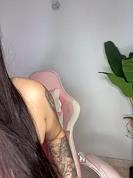 sophialorens s online show from 12/20/24, 09:50