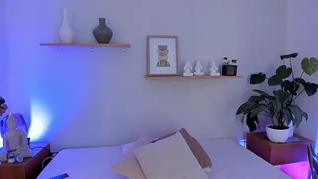 Snapshot of moll1e_ chatting on 03/09/25, 08:10 moll1e online show from 03/09/25, 08:10