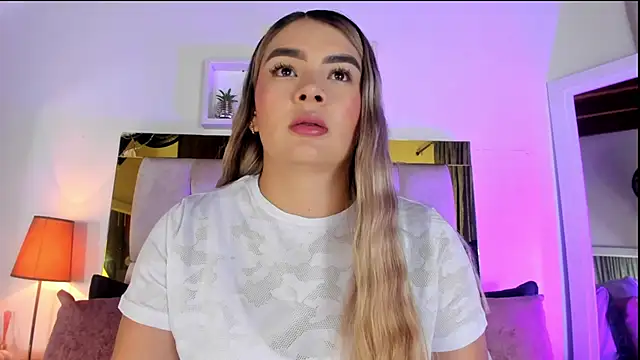 emmy r online show from 10/08/25, 12:03