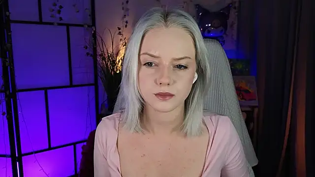 Snapshot of ImBonBon chatting on 09/22/25, 11:07 ImBonBon online show from 09/22/25, 11:07