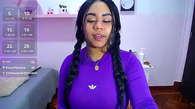 Nahom1  online show from 12/31/24, 10:26