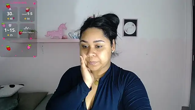 Nahom1  online show from 10/31/25, 12:44