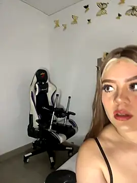 Jullieetta online show from 10/09/25, 11:41