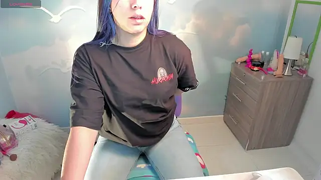 Snapshot of Nata_bernett chatting on 09/15/25, 12:10 Nata bernett online show from 09/15/25, 12:10