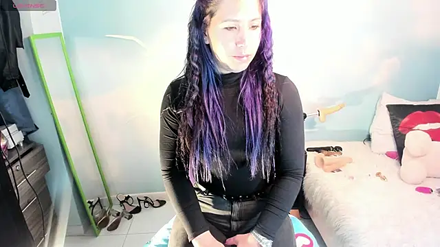 Snapshot of Nata_bernett chatting on 11/29/25, 04:21 Nata bernett online show from 11/29/25, 04:21