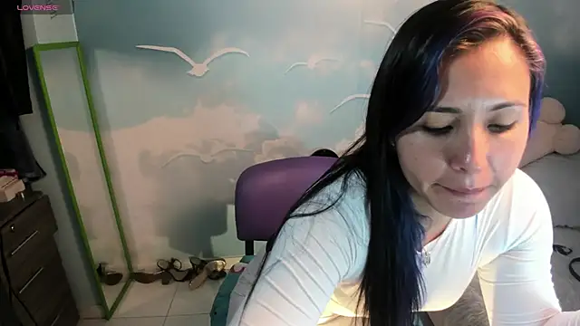 Snapshot of Nata_bernett chatting on 12/04/25, 06:27 Nata bernett online show from 12/04/25, 06:27