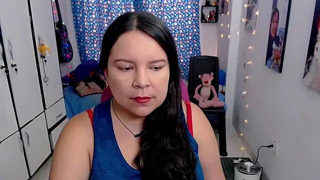 Snapshot of claryssa_ chatting on 10/10/25, 06:51 claryssa online show from 10/10/25, 06:51