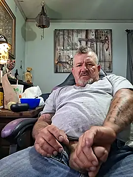 bigdoog8 online show from 07/11/26, 03:42