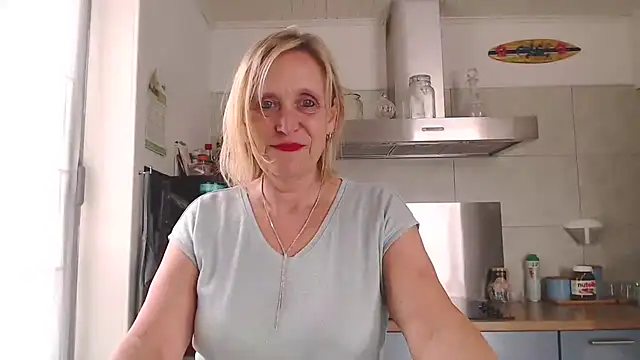legalyblond online show from 06/09/26, 08:04
