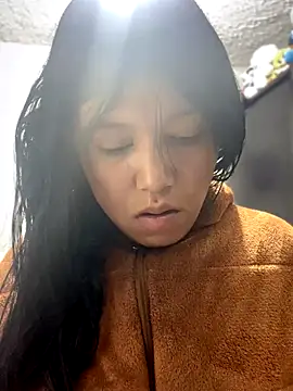 Snapshot of emily_rosse04 chatting on 11/06/25, 11:11 emily rosse04 online show from 11/06/25, 11:11