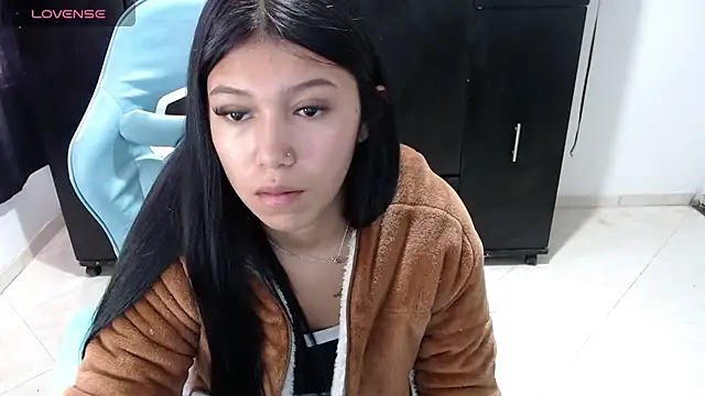 emily rosse04 online show from 06/23/26, 01:20
