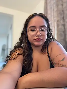 CurlyGirl 1 online show from 06/27/26, 11:21