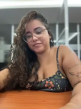 CurlyGirl 1 online show from 07/09/26, 01:42
