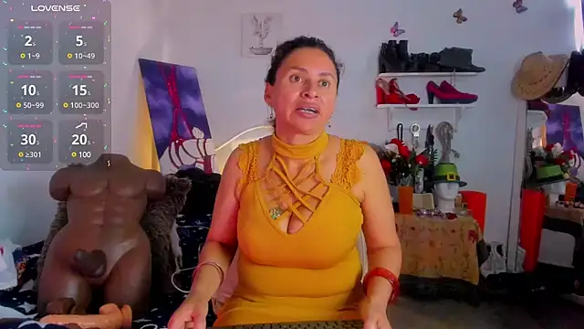SheraHadee online show from 02/17/25, 01:32