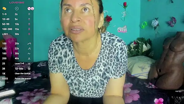 Snapshot of SheraHadee chatting on 03/27/26, 02:50 SheraHadee online show from 03/27/26, 02:50