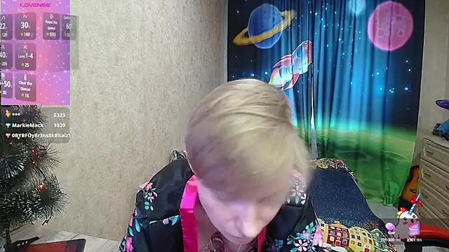 Snapshot of Alexis_Gordon chatting on 12/30/24, 11:37 Alexis Gordon online show from 12/30/24, 11:37