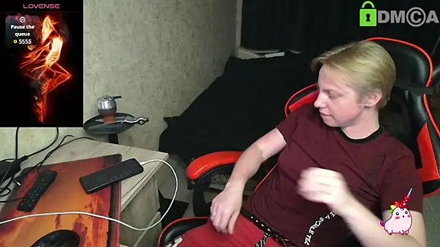 Snapshot of Alexis_Gordon chatting on 10/13/25, 08:20 Alexis Gordon online show from 10/13/25, 08:20