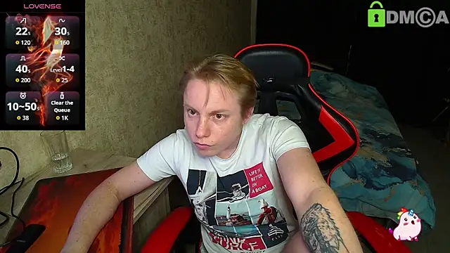 Snapshot of Alexis_Gordon chatting on 10/31/25, 04:52 Alexis Gordon online show from 10/31/25, 04:52