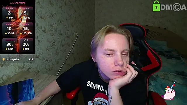 Snapshot of Alexis_Gordon chatting on 11/26/25, 12:22 Alexis Gordon online show from 11/26/25, 12:22