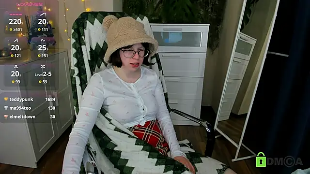 Snapshot of Melissa_Wells chatting on 12/18/24, 03:26 Melissa Wells online show from 12/18/24, 03:26