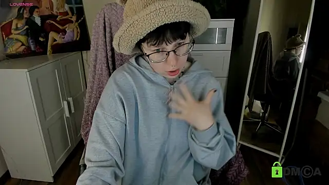 Snapshot of Melissa_Wells chatting on 09/24/25, 09:07 Melissa Wells online show from 09/24/25, 09:07