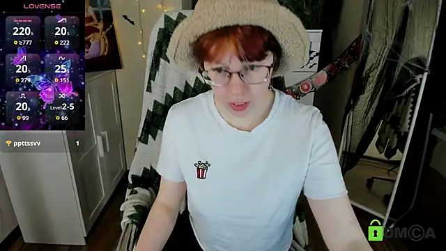 Snapshot of Melissa_Wells chatting on 11/01/25, 10:34 Melissa Wells online show from 11/01/25, 10:34