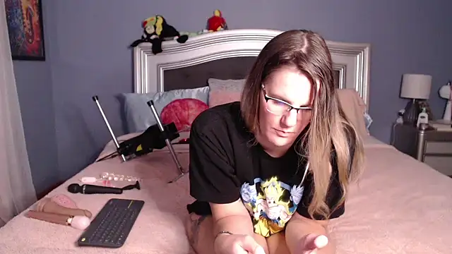 Snapshot of Sarahtineke chatting on 01/08/26, 12:13 Sarahtineke online show from 01/08/26, 12:13
