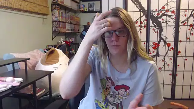 Snapshot of Sarahtineke chatting on 03/16/26, 03:38 Sarahtineke online show from 03/16/26, 03:38