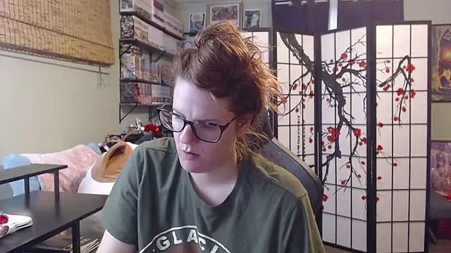 Snapshot of Sarahtineke chatting on 07/03/26, 07:09 Sarahtineke online show from 07/03/26, 07:09