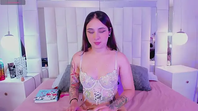 Luciana 66 online show from 02/01/25, 01:23