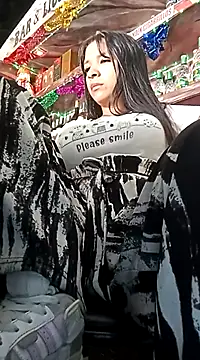 VivienAndClark online show from 12/19/24, 07:51