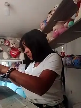 VivienAndClark online show from 10/20/25, 08:31