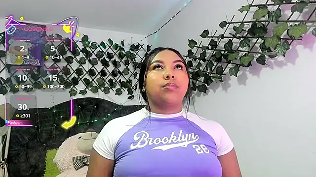 PaulinaSwan online show from 10/14/25, 03:29