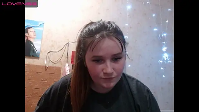 Light Luna online show from 12/18/24, 03:11