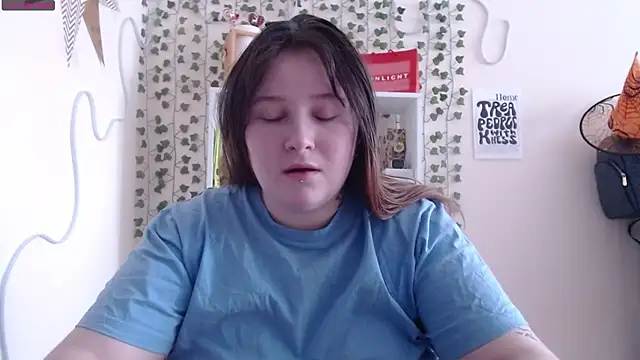 Light Luna online show from 01/17/25, 05:32