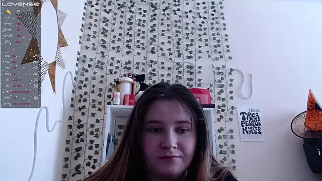 Light Luna online show from 02/06/25, 05:35