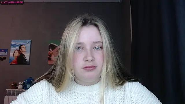 Light Luna online show from 09/19/25, 02:51