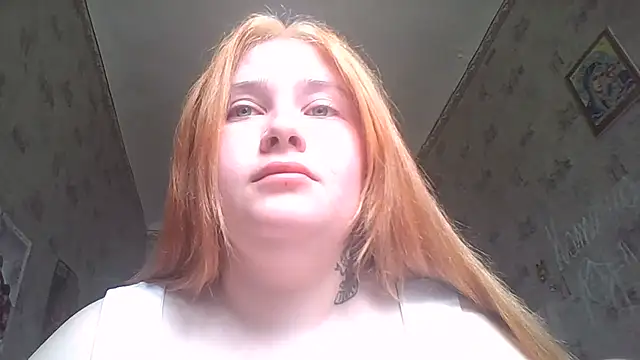 Snapshot of Light_Luna chatting on 06/24/26, 07:51 Light Luna online show from 06/24/26, 07:51