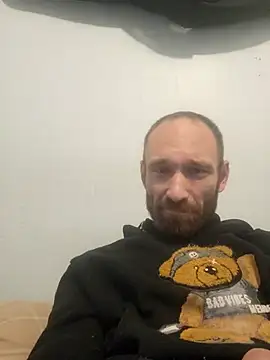 Snapshot of Johnnyw151 chatting on 10/27/25, 07:23 Johnnyw151 online show from 10/27/25, 07:23