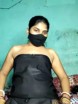 Luv Adite20 online show from 02/04/25, 08:38