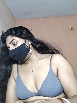 Luv Adite20 online show from 10/07/25, 06:27