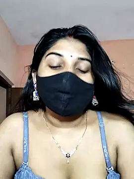 Luv Adite20 online show from 10/10/25, 06:01