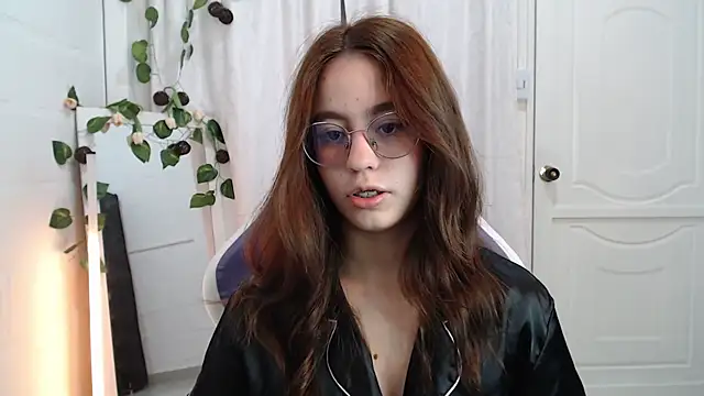 Snapshot of BlairVicent chatting on 11/04/25, 01:10 BlairVicent online show from 11/04/25, 01:10