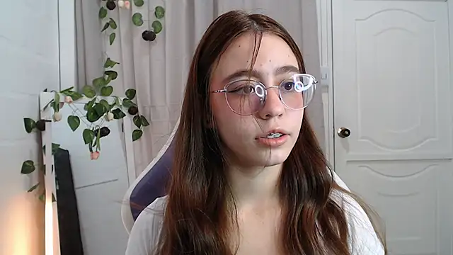 Snapshot of BlairVicent chatting on 11/05/25, 01:55 BlairVicent online show from 11/05/25, 01:55