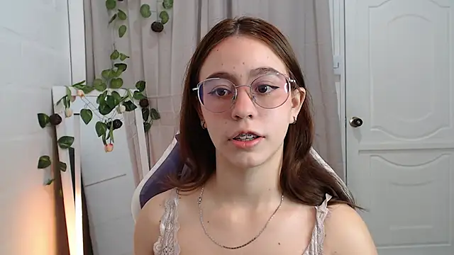 Snapshot of BlairVicent chatting on 11/12/25, 01:33 BlairVicent online show from 11/12/25, 01:33