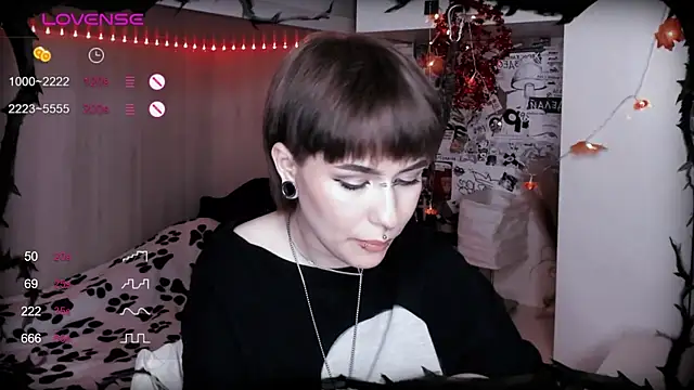Snapshot of say_mary chatting on 02/18/25, 04:26 say mary online show from 02/18/25, 04:26