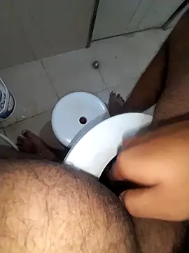 Snapshot of workoutsaurabh chatting on 09/30/25, 01:43 workoutsaurabh online show from 09/30/25, 01:43