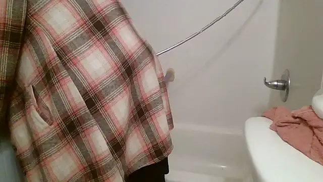 BeckiTooSweet online show from 10/22/25, 09:31