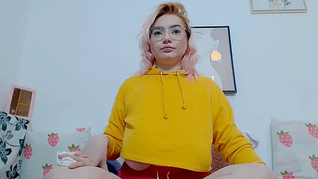 Catlady333 online show from 09/10/25, 12:10